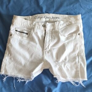 Calvin Klein White Frayed Denim Shorts Size 27